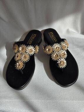 Size 7M - ITALIAN Shoemakers Women's Rona Wedge Thong Sandal - Flip Flops